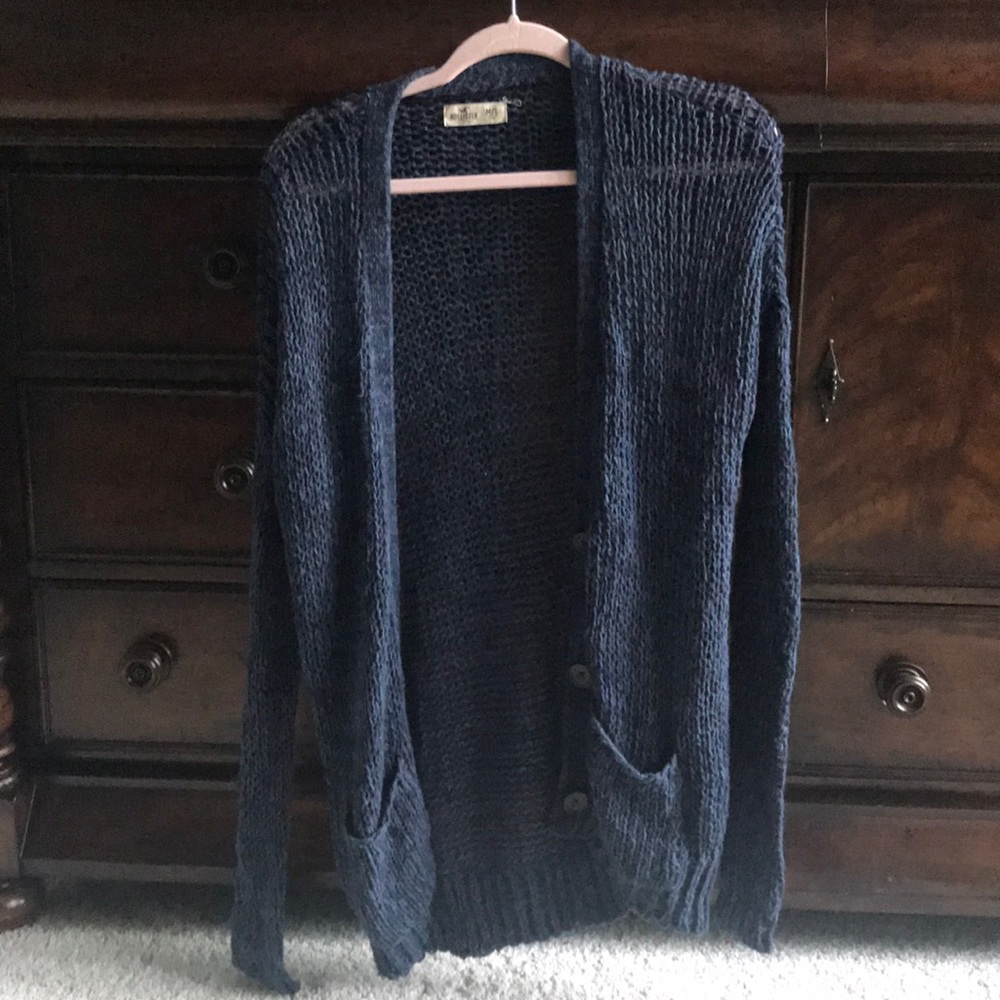 Lightweight sweater